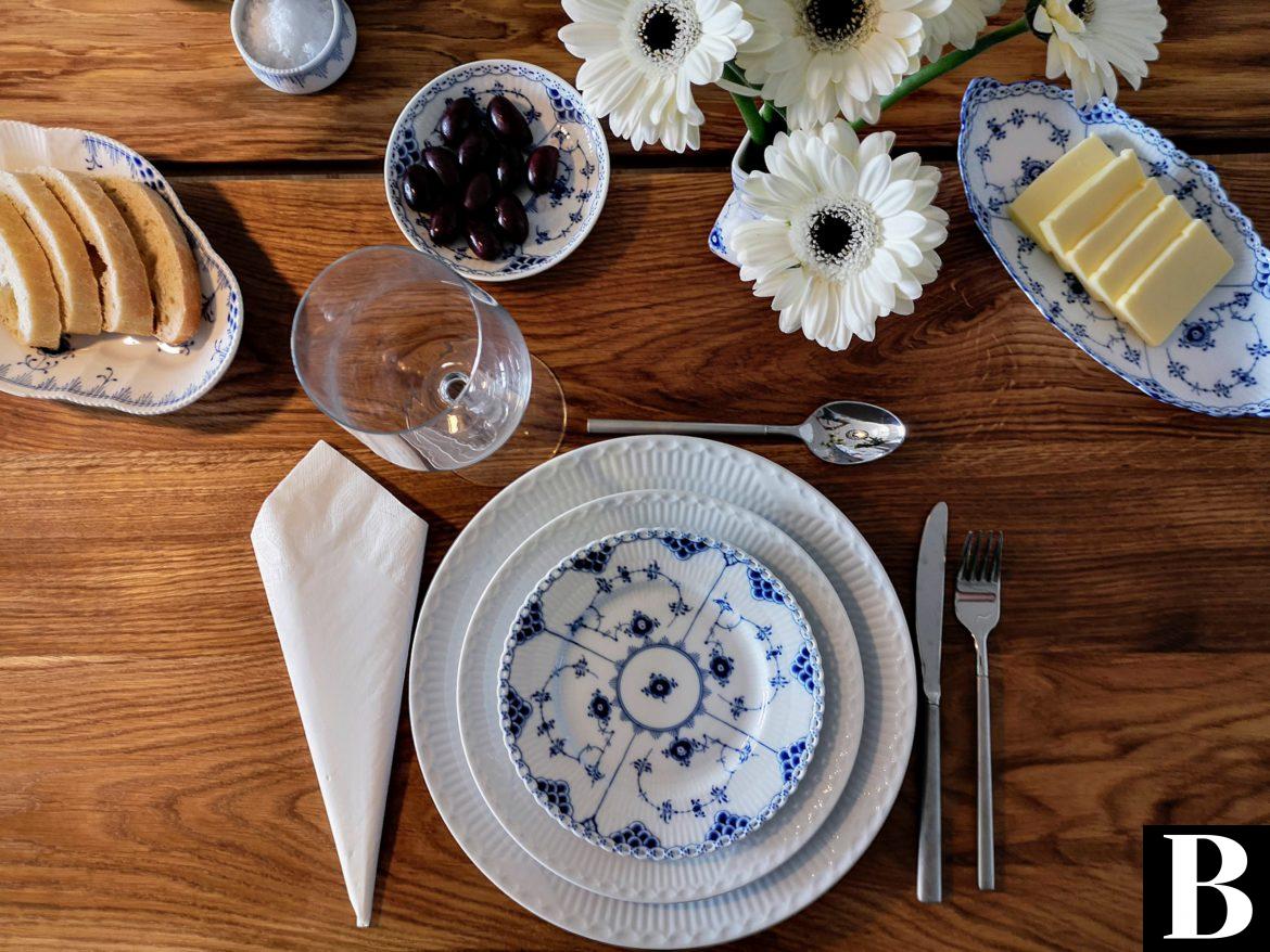 Royal Copenhagen Bordækning